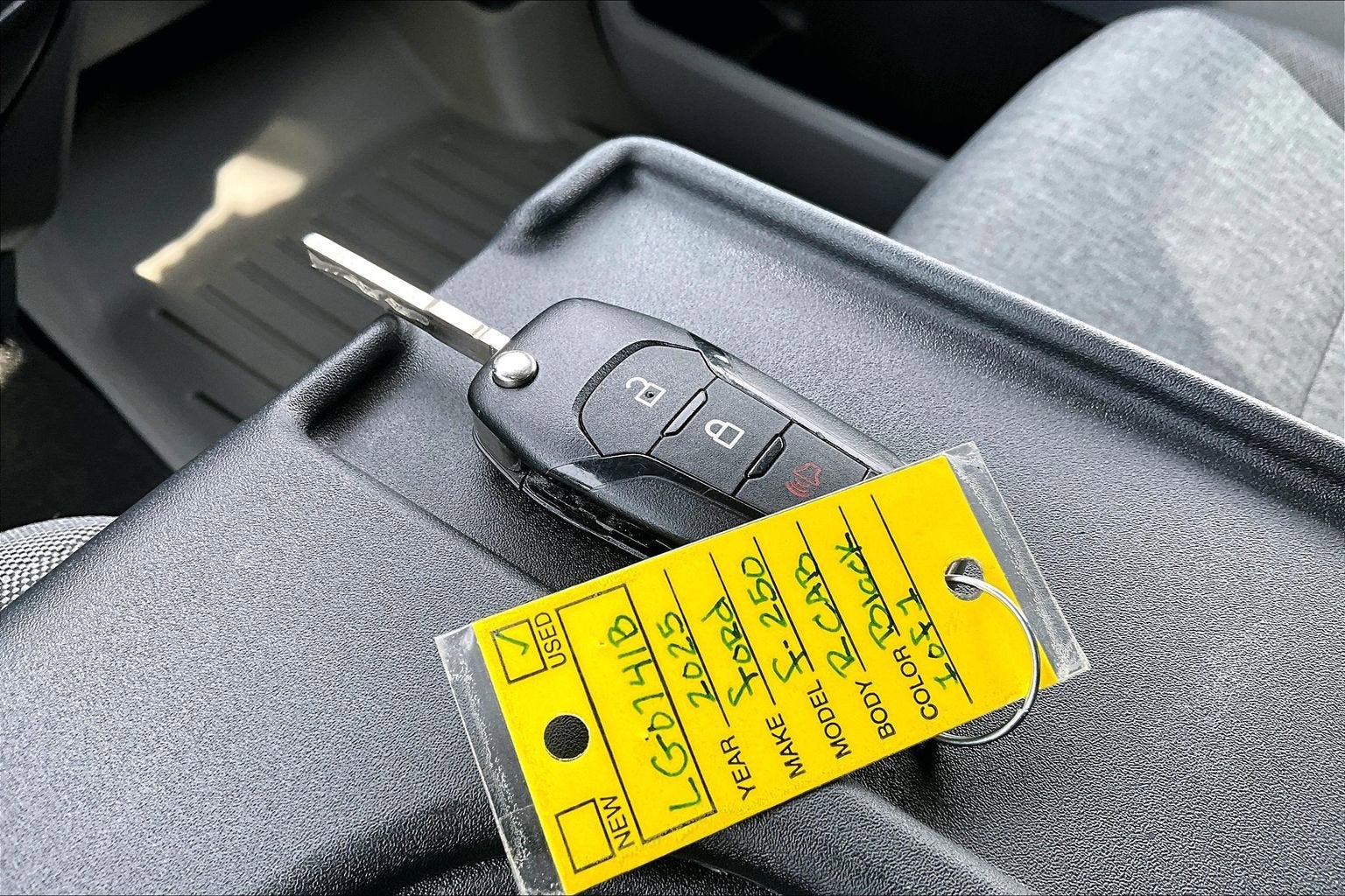 2025 Ford Super Duty F-250 SRW XL