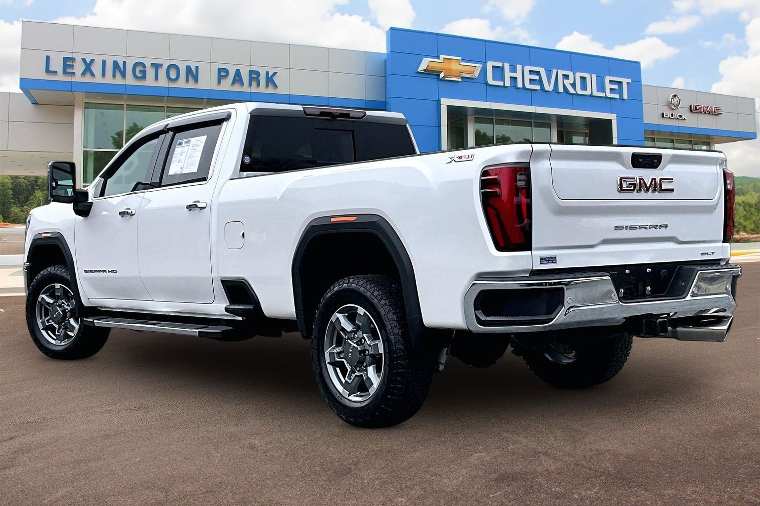 2025 GMC Sierra 3500HD SLT