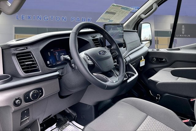 2026 Ford Transit Passenger Wagon 350