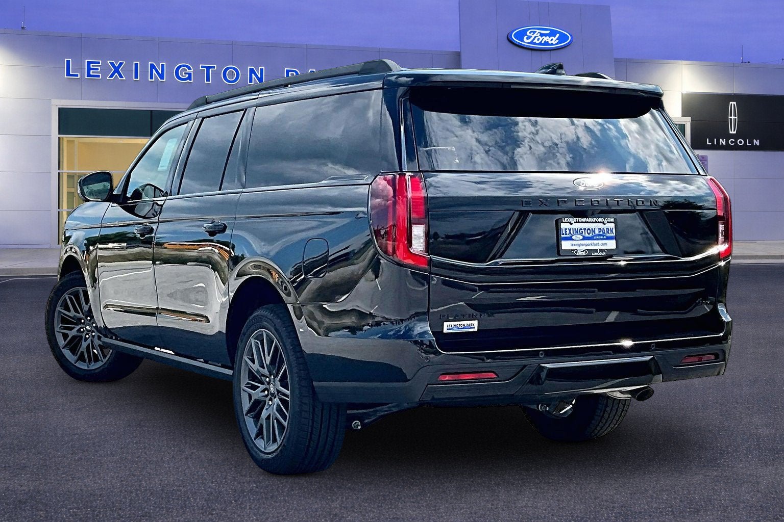 2027 Ford Expedition Max Platinum