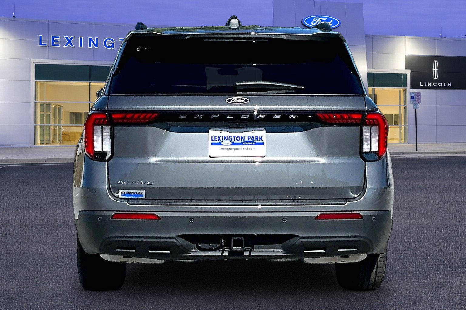 2027 Ford Explorer Active w/200A Pkg