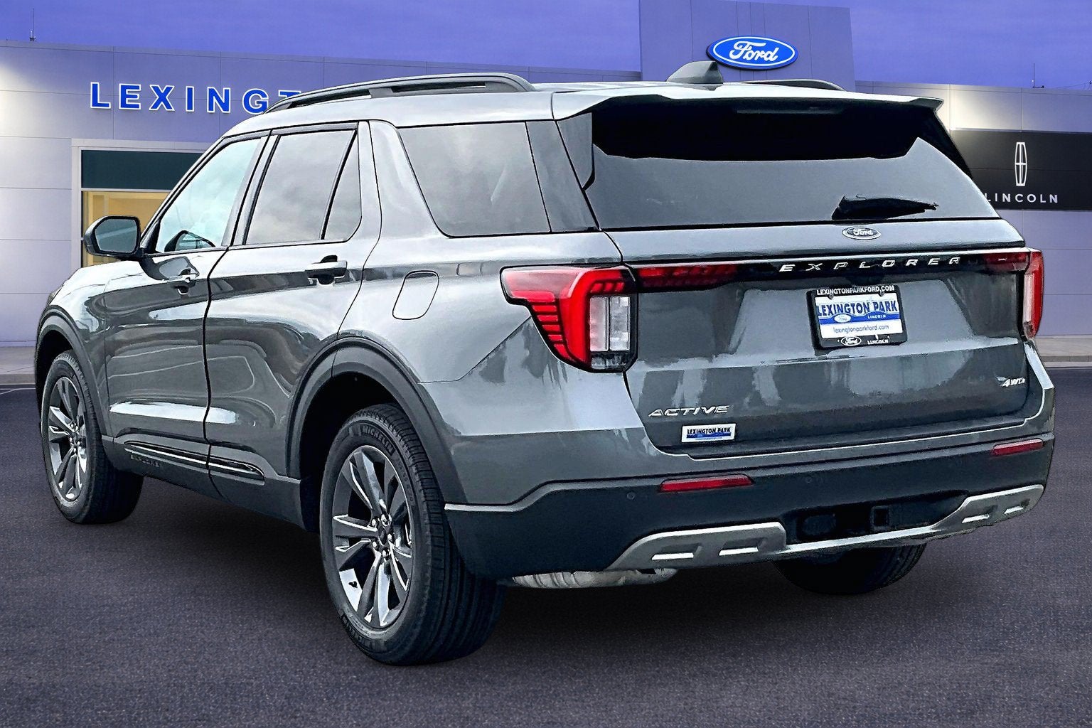 2026 Ford Explorer Active w/200A Pkg