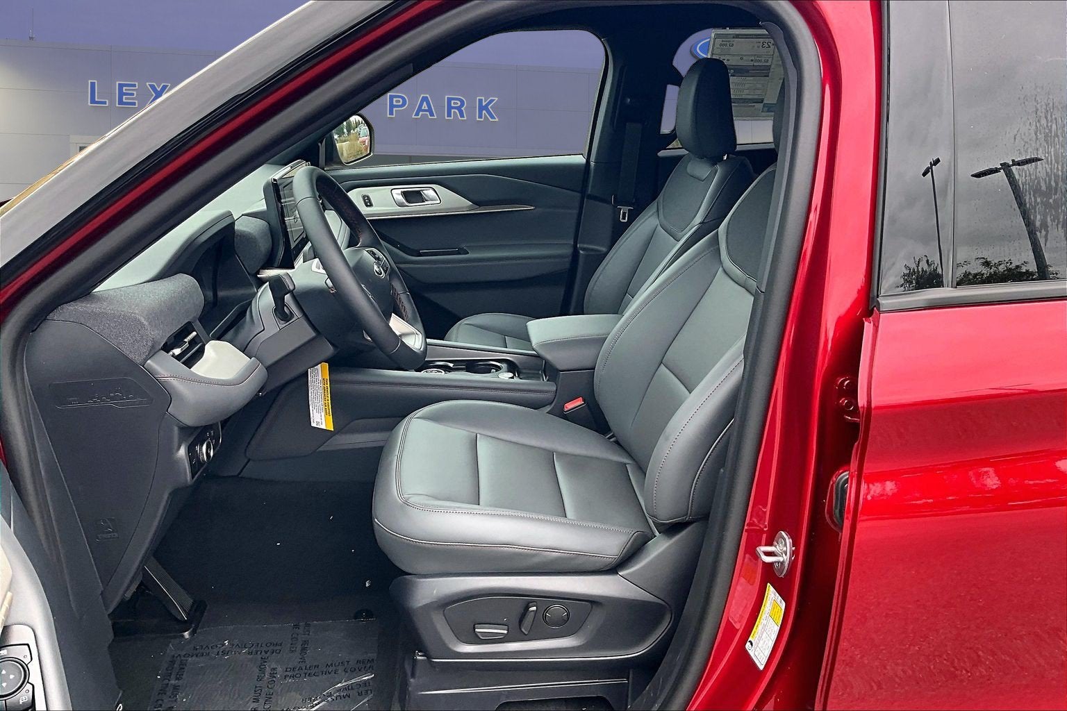 2027 Ford Explorer Active w/200A Pkg