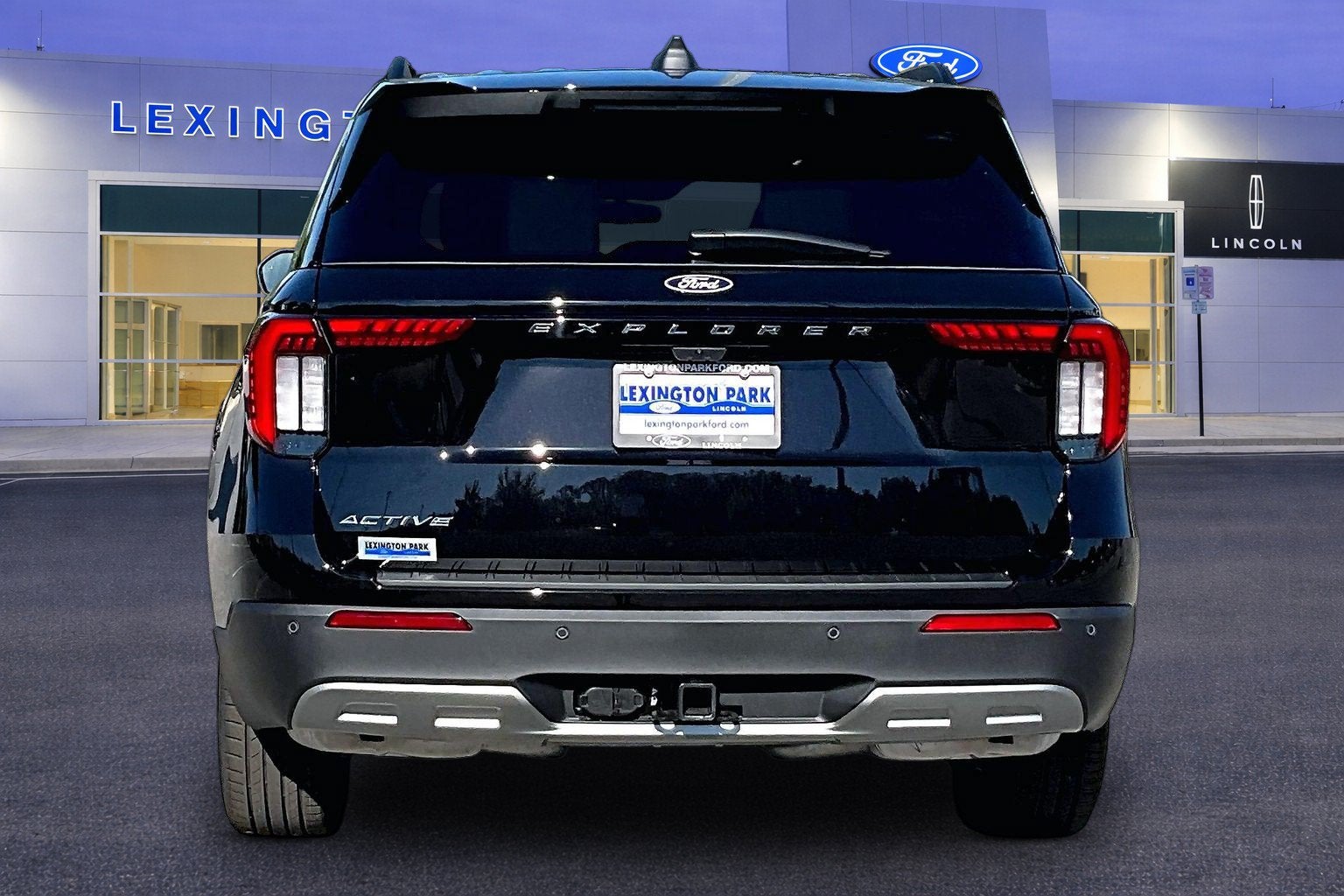 2027 Ford Explorer Active w/200A Pkg