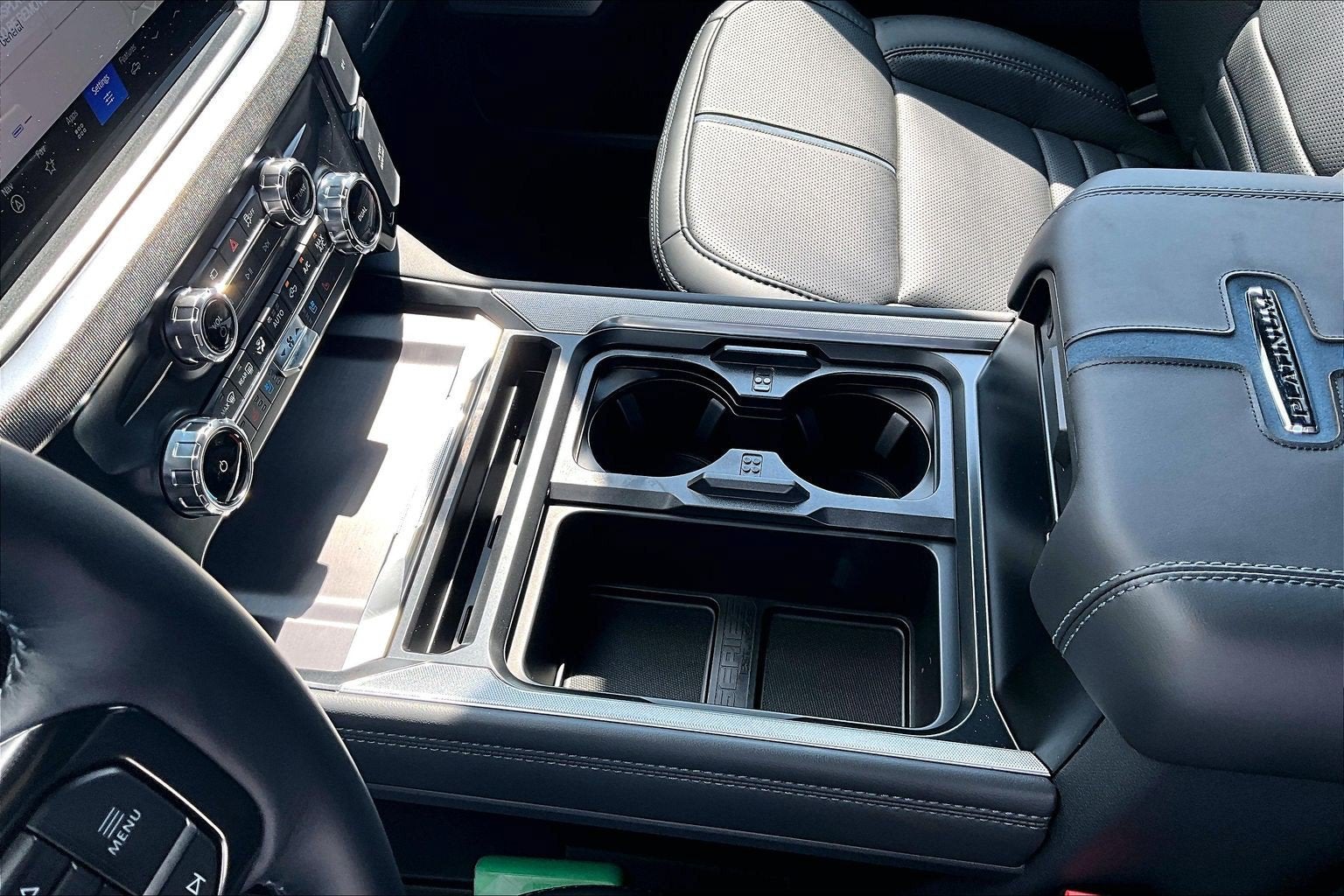 2026 Ford Super Duty F-350 SRW Platinum