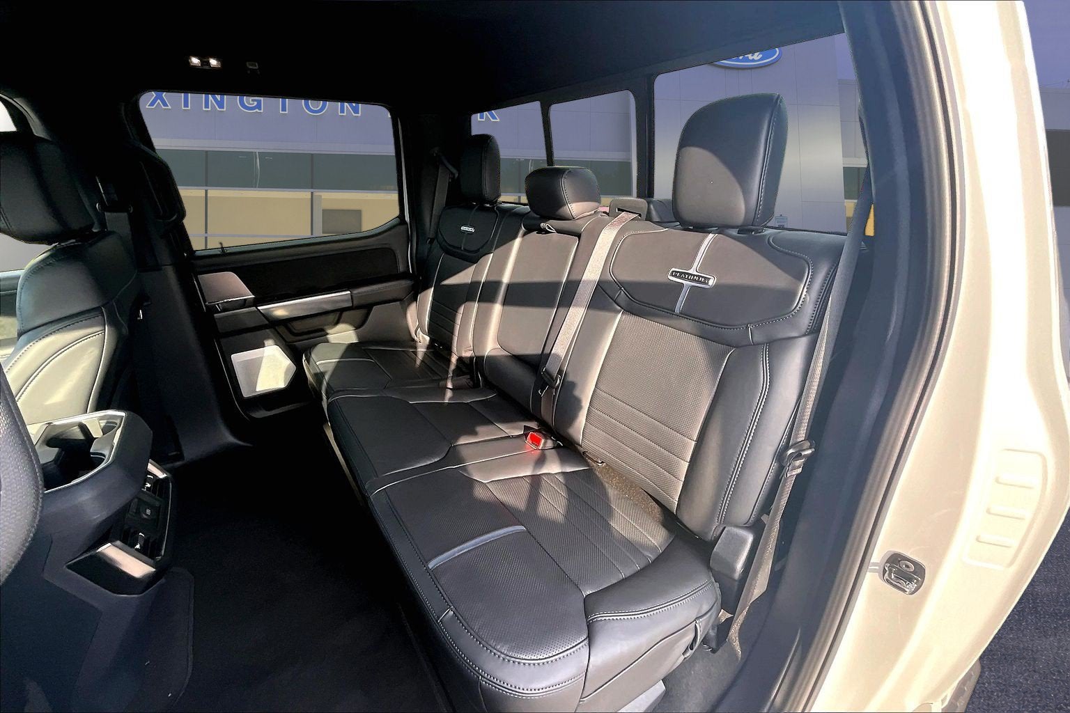 2026 Ford Super Duty F-350 SRW Platinum