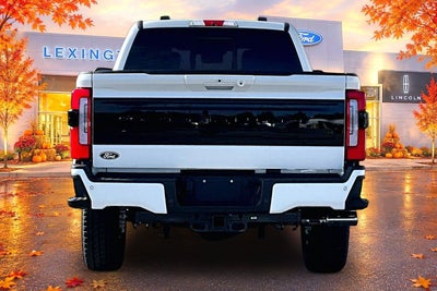 2027 Ford Super Duty F-350 SRW Platinum