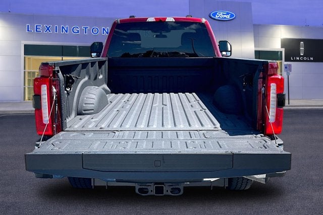 2025 Ford Super Duty F-350 SRW XLT