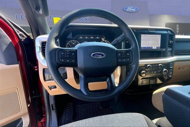 2025 Ford Super Duty F-350 SRW XLT