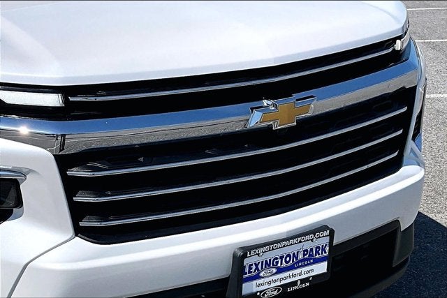 2025 Chevrolet Traverse AWD LT