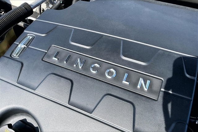 2013 Lincoln MKS Base