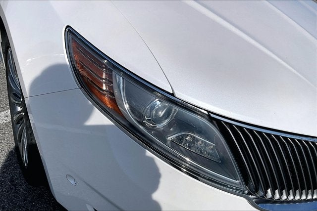 2013 Lincoln MKS Base