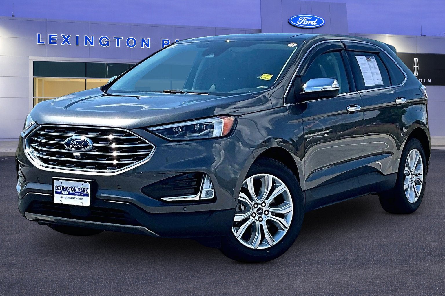 2020 Ford Edge Titanium
