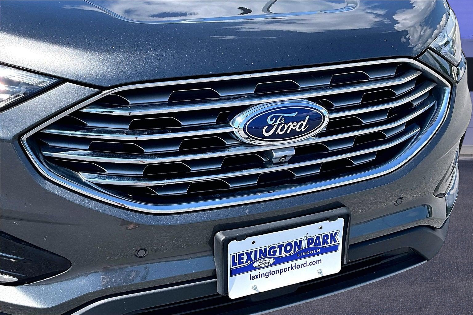 2020 Ford Edge Titanium