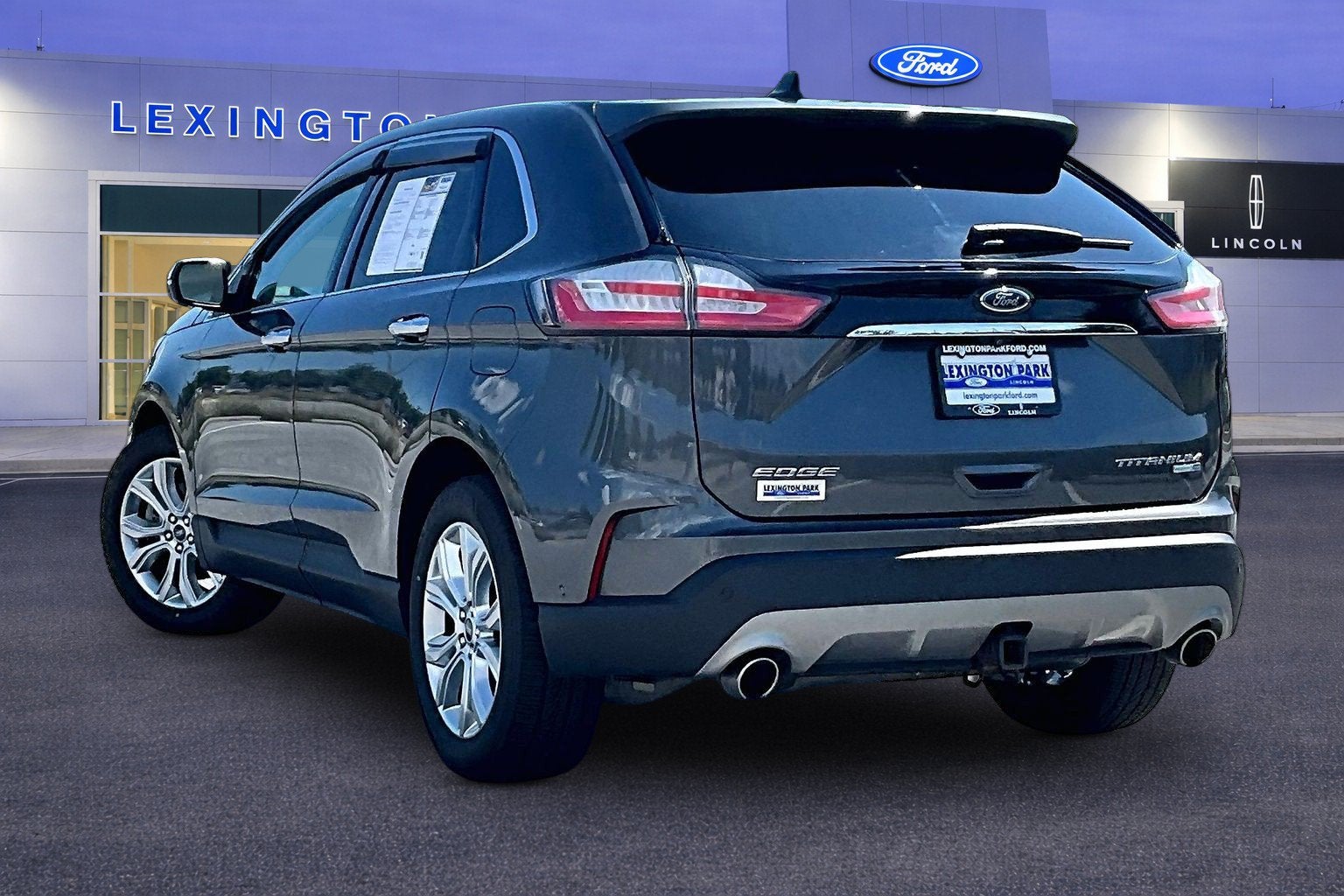 2020 Ford Edge Titanium