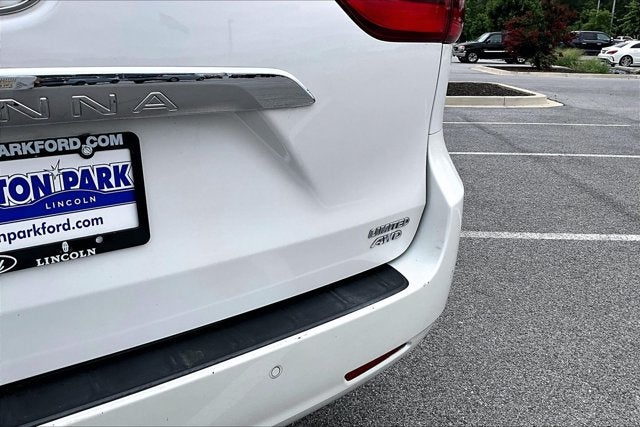 2019 Toyota Sienna XLE