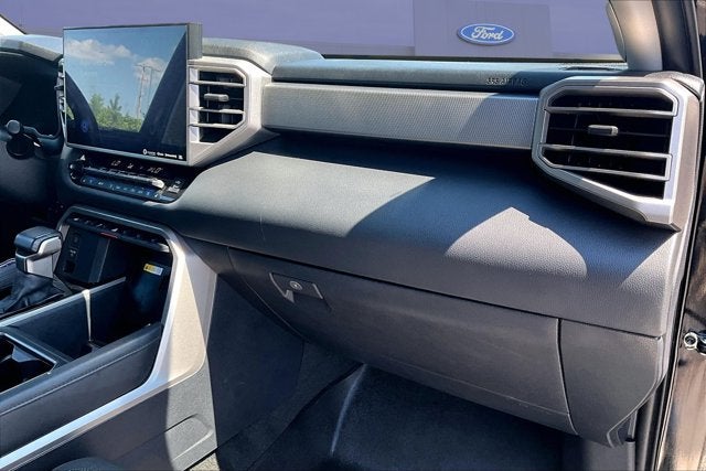 2024 Toyota Tundra 4WD BASE