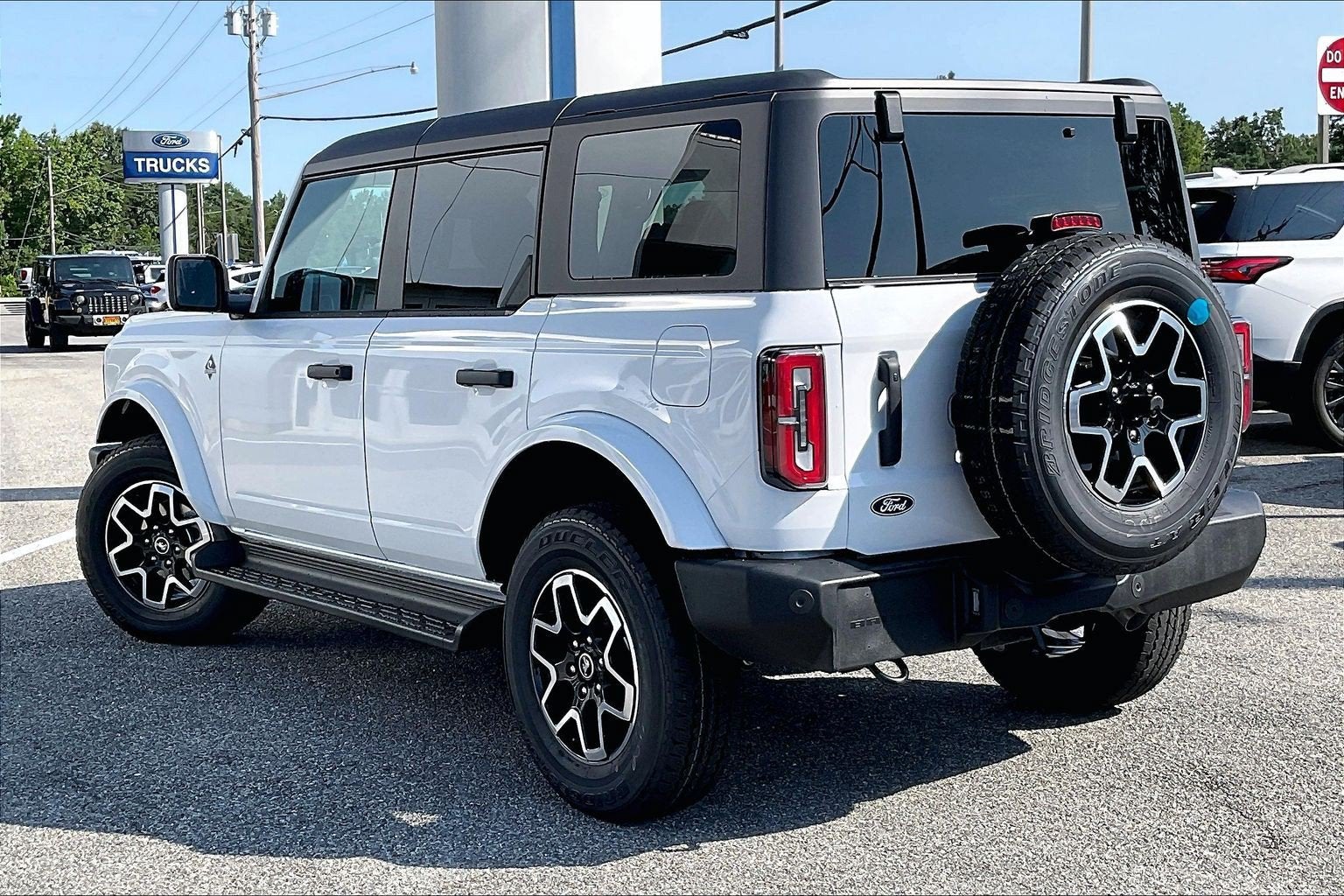 2026 Ford Bronco Outer Banks
