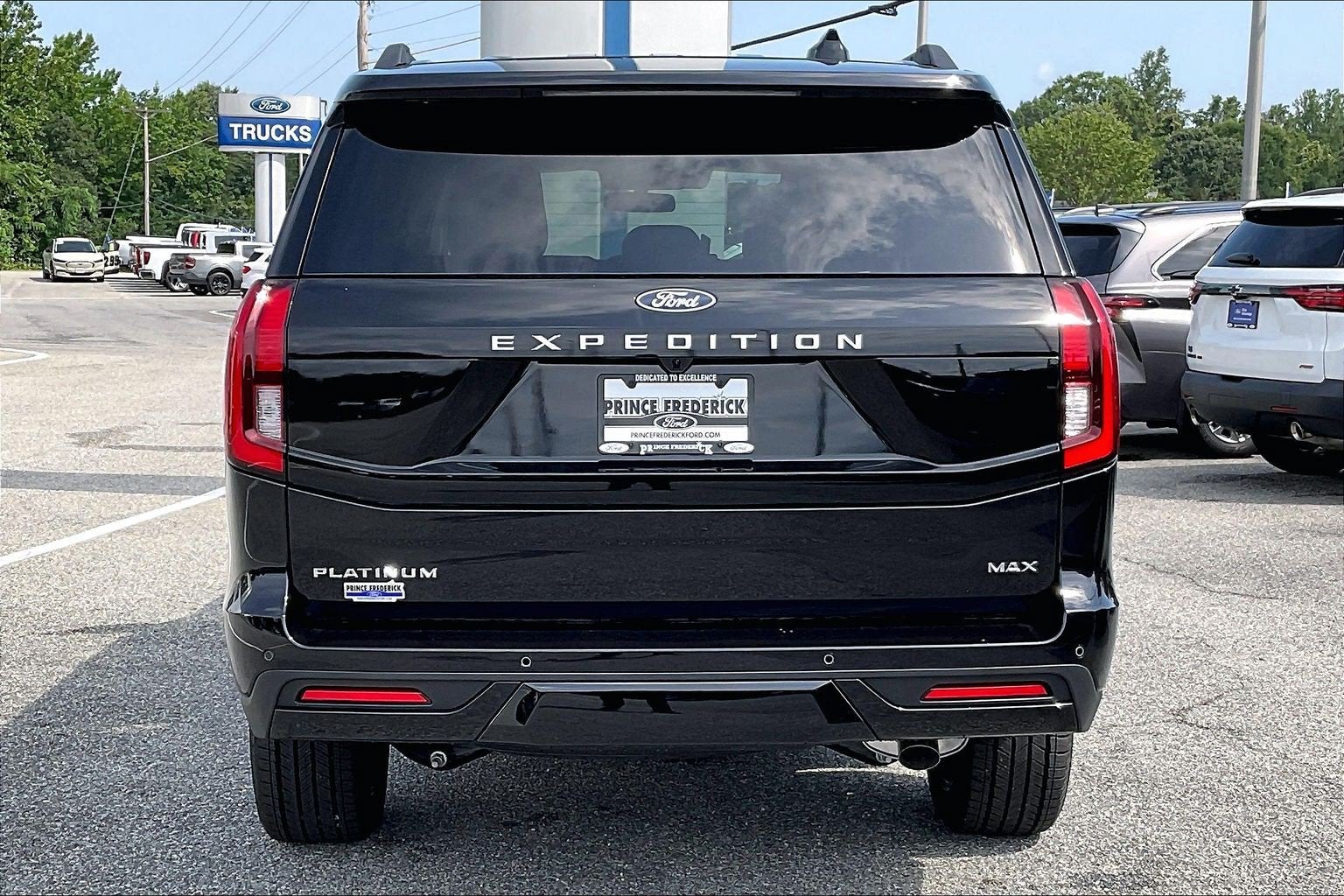 2027 Ford Expedition Max Platinum
