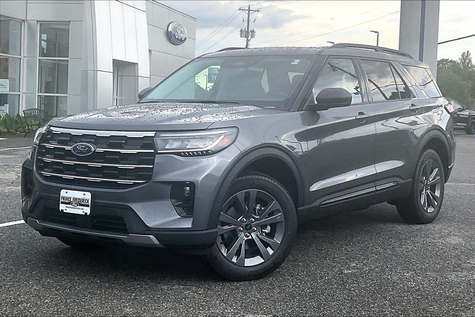 2026 Ford Explorer Active w/200A Pkg