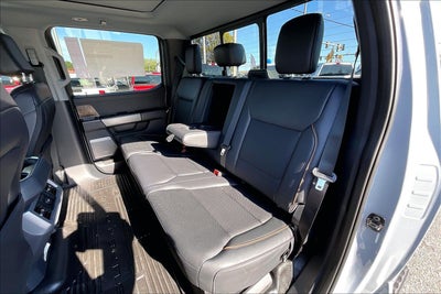 2027 Ford Super Duty F-250 SRW LARIAT