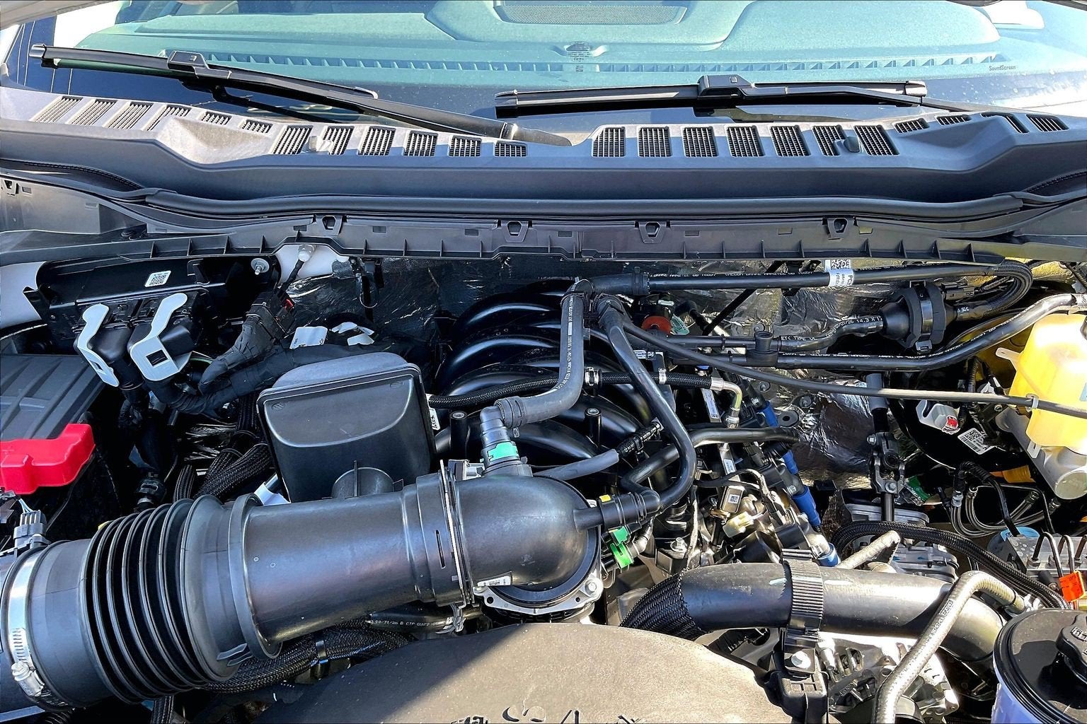 2027 Ford Super Duty F-250 SRW LARIAT