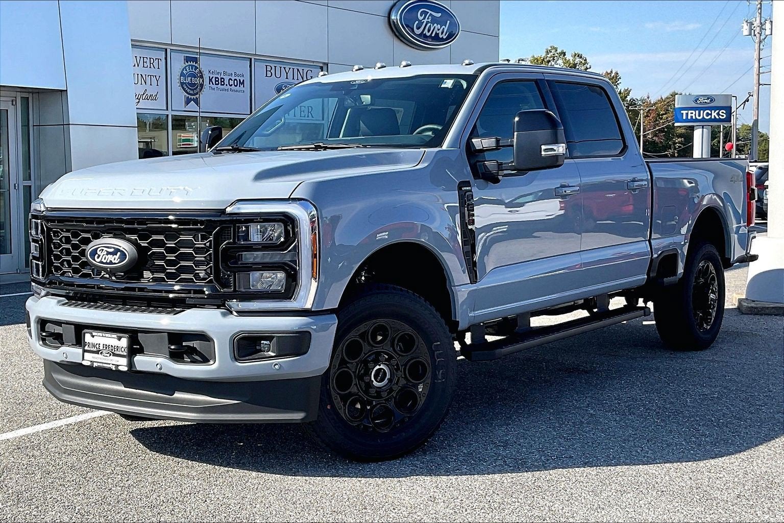 2027 Ford Super Duty F-250 SRW LARIAT