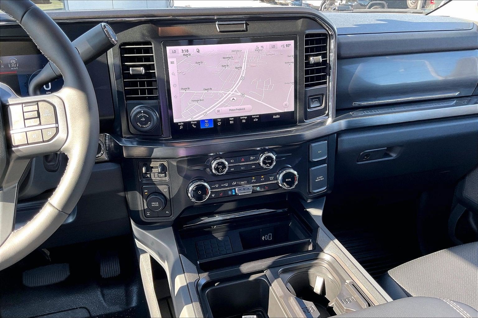 2027 Ford Super Duty F-250 SRW LARIAT