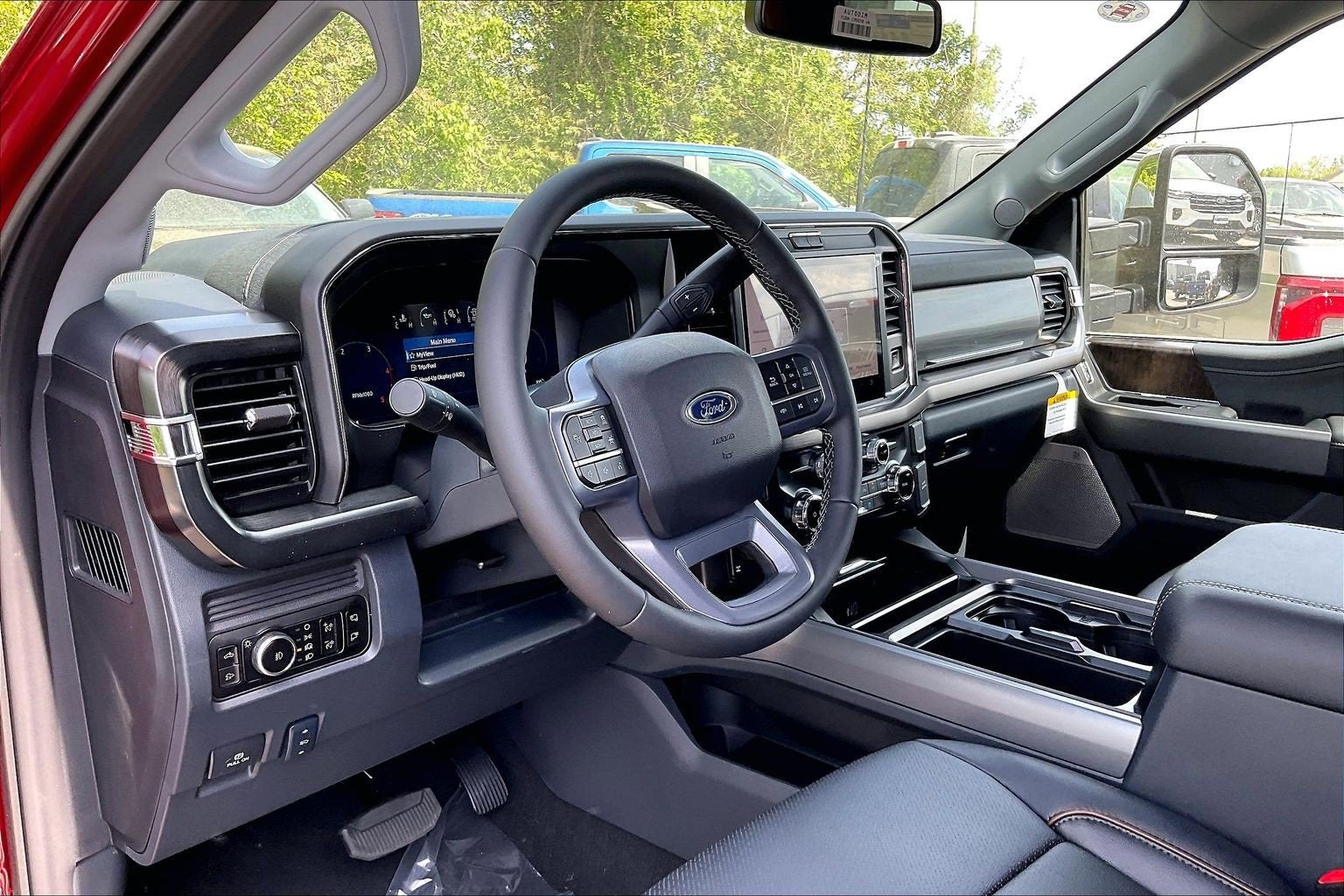 2026 Ford Super Duty F-350 SRW LARIAT