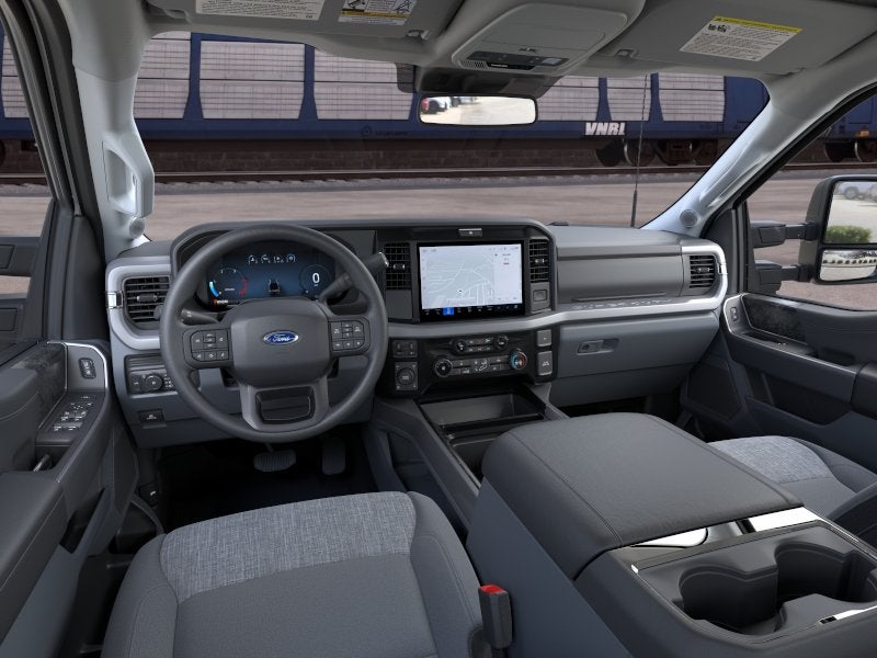 2026 Ford Super Duty F-350 SRW XLT