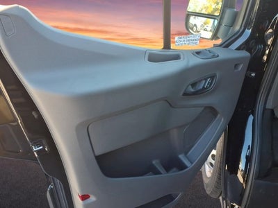 2027 Ford Transit Passenger Wagon XLT