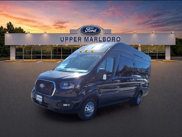 2027 Ford Transit Passenger Wagon XLT
