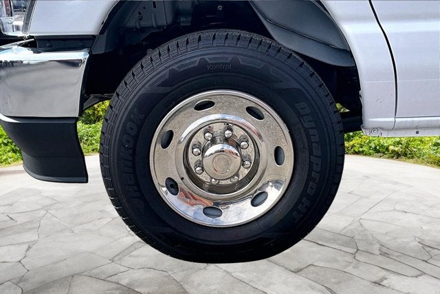 2026 Ford E-Series Cutaway E-350 SRW 138" WB