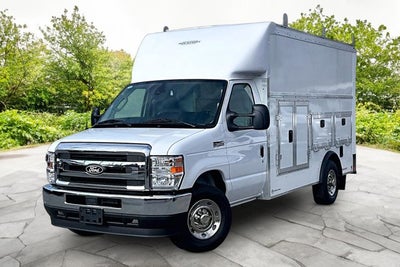 2026 Ford E-Series Cutaway E-350 SRW 138" WB