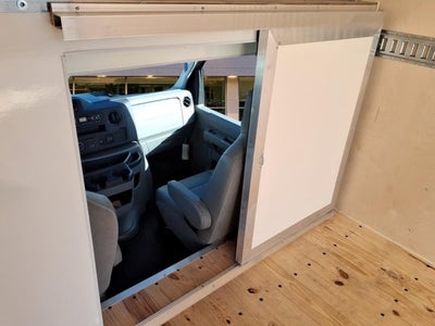 2027 Ford E-Series Cutaway E-450 DRW