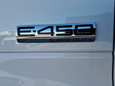 2027 Ford E-Series Cutaway E-450 DRW