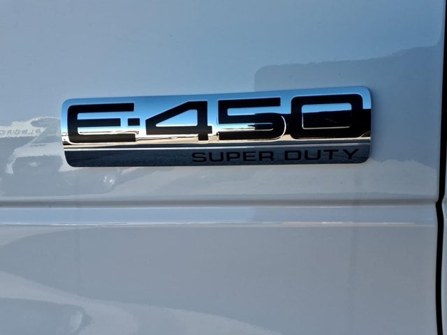 2027 Ford E-Series Cutaway E-450 DRW