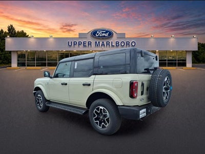 2026 Ford Bronco Outer Banks