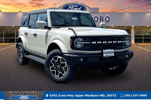 2026 Ford Bronco Outer Banks
