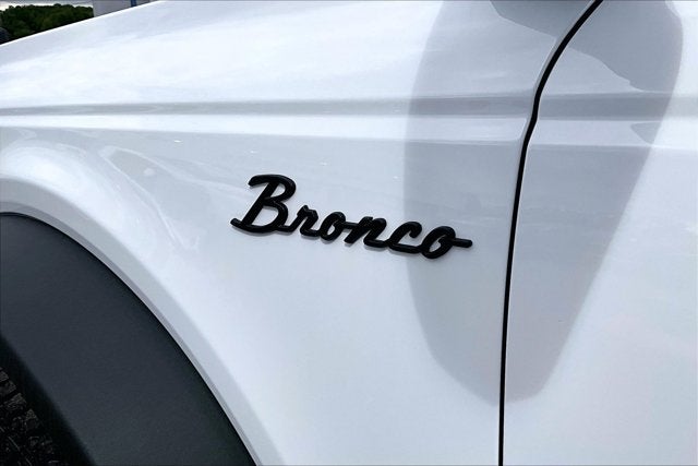 2026 Ford Bronco Outer Banks Sinister Bronze Edition