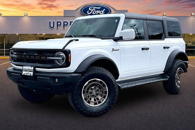 2026 Ford Bronco Outer Banks Sinister Bronze Edition