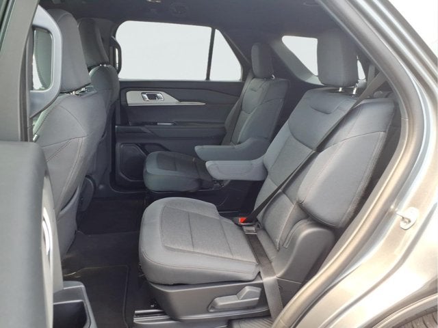 2027 Ford Explorer Active w/200A Pkg