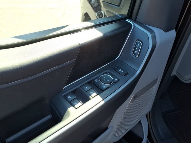 2027 Ford Super Duty F-250 SRW XLT