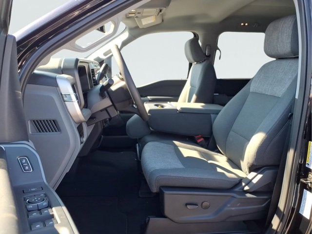 2027 Ford Super Duty F-250 SRW XLT