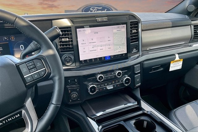2026 Ford Super Duty F-350 SRW Platinum