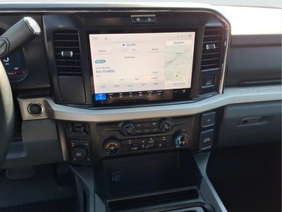 2027 Ford Super Duty F-350 SRW XLT