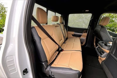 2026 Ford Super Duty F-350 SRW LARIAT