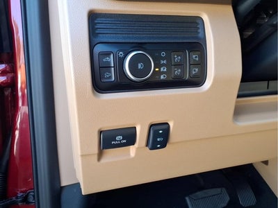 2027 Ford Super Duty F-350 SRW LARIAT