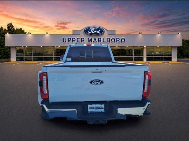 2027 Ford Super Duty F-350 DRW XLT