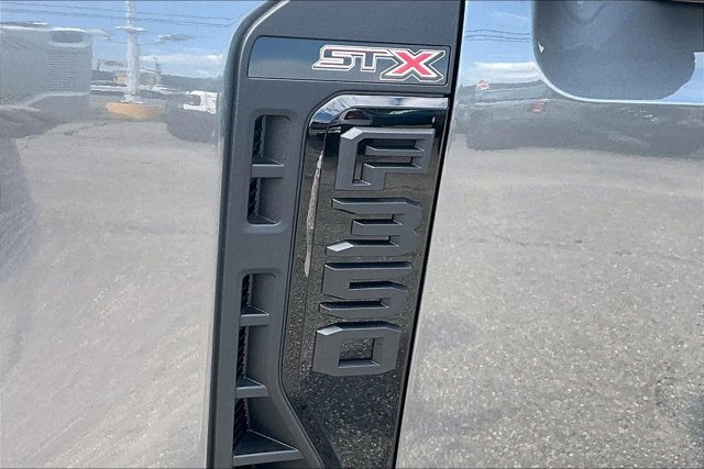 2026 Ford Super Duty F-350 DRW XLT